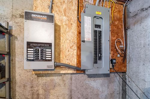 12 Ginger Dr, Goffstown NH  03045-2939 exterior