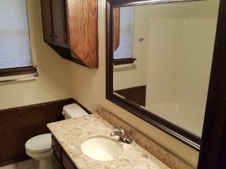 1420 1st St, Oklahoma City OK  73106-5204 exterior