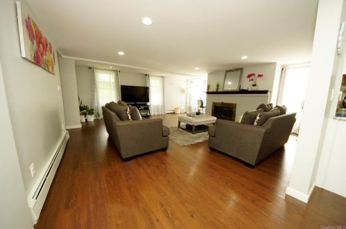 265 Phillipsburg Rd, Middletown NY  10940-3506 exterior