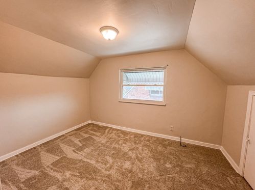 827 Woodward St, Mckeesport PA  15132-1660 exterior