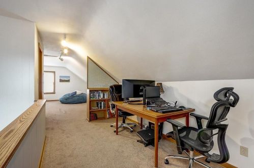 523 112, Milwaukee WI 53226-4132 exterior