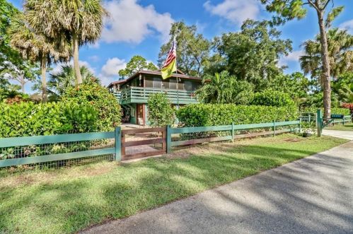 26290 Coventry Ln, Bonita Springs, FL 34135-5220