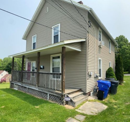 273 Normal Ave, Slippery Rock PA  16057-1226 exterior