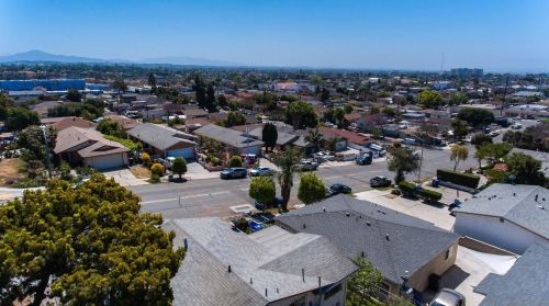 446 30th St, San Diego CA  92102-4124 exterior