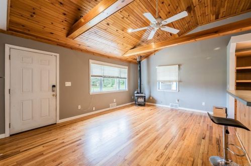 3 Robin St, Waterford CT  06385-2111 exterior