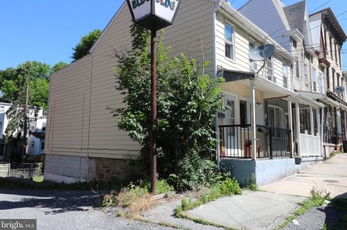 514 Norwegian St, Primrose, PA 17901-2823