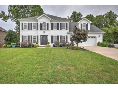 292 Southridge Dr, Blountville, TN 37617-4881