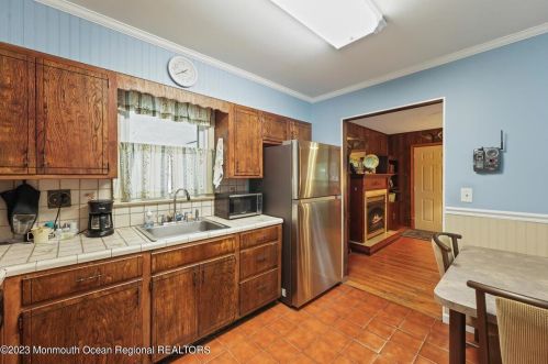 299 Texas Dr, Bricktown NJ 08723-6029 exterior