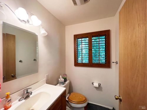 4116 Blackhawk Dr, Willits CA  95490-8777 exterior