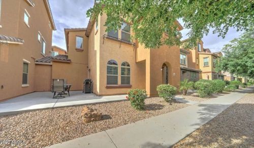 2010 77th Dr, Phoenix AZ  85035-5116 exterior