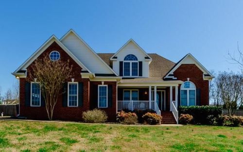 7141 Old Zion Rd, Columbia, TN 38401-6035