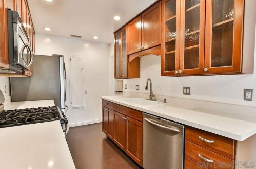 7574 Seneca Pl, La Mesa CA  91942-8837 exterior