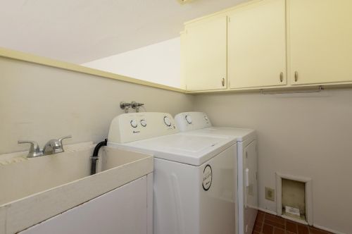 354 Carlyn Ave, Campbell CA  95008-1918 exterior