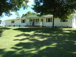 190 Big Springs Rd, Drakesboro, KY 42337-2008