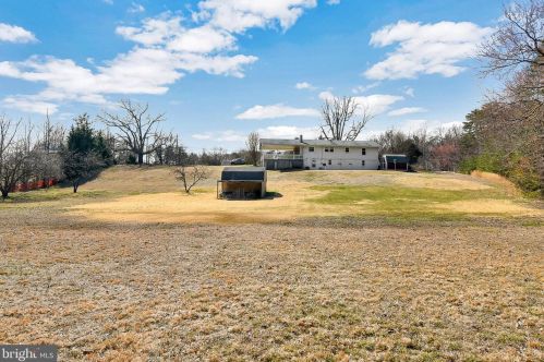 660 Truslow Rd, Fredericksburg, VA 22406-5104