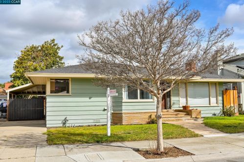 439 Hawthorne St, West Pittsburg, CA 94565-2616