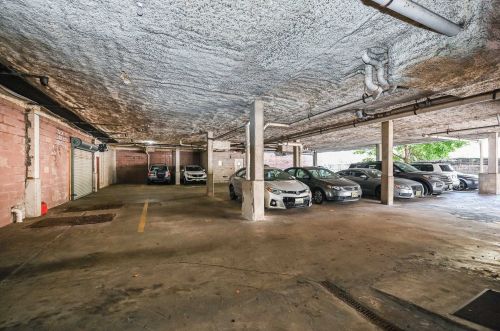 318 38th St, Union City NJ  07087-4800 exterior