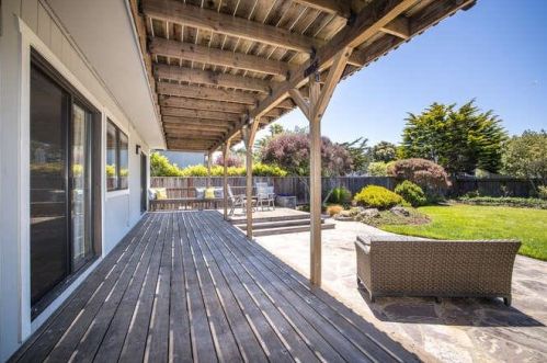 212 Valdez Ave, Princeton By The Sea, CA 94019-1880