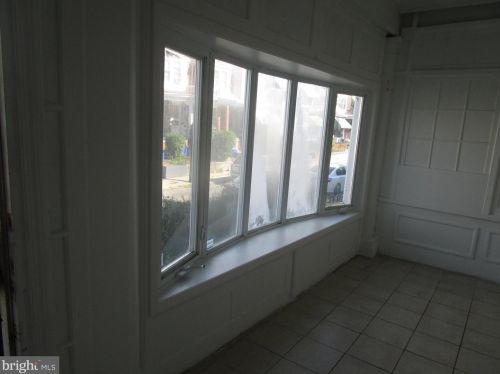 5844 Addison St, Philadelphia, PA 19143-1204