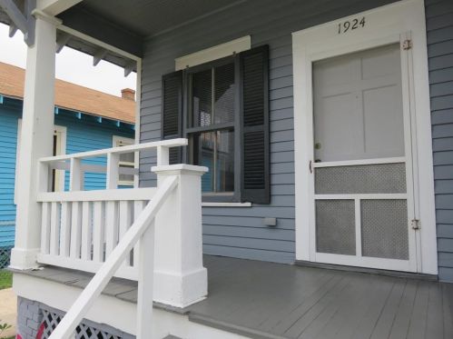 1924 26th St, Galveston TX  77550-7814 exterior