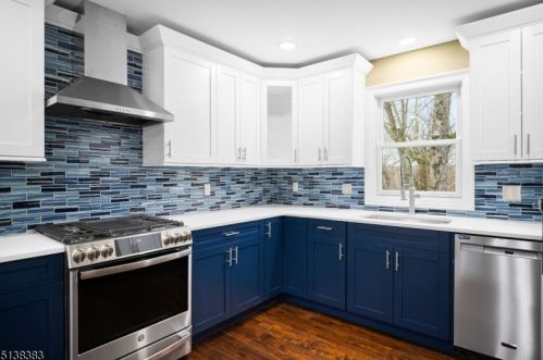 58 Tintle Ave, West Milford Lakes NJ  07480-4714 exterior