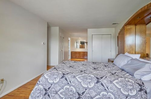 3339 Nutly Cir, Yorktown Hgts NY  10598-1206 exterior