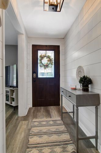 222 Wells St, Crown Point, IN 46307-4426