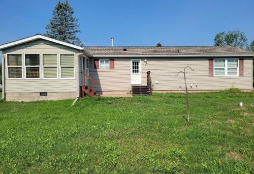 2147 Best Ln, Shell Lake WI 54871-4448 exterior