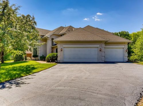 4125 Dallas Ln, Minneapolis, MN 55446-3822