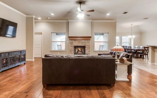 116 Venado Ct, Azle TX  76020-3643 exterior