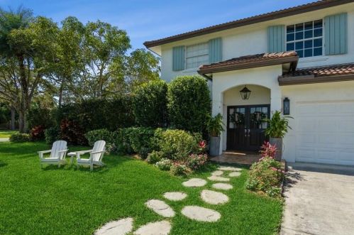 6031 Robinson St, Jupiter, FL 33458-6632