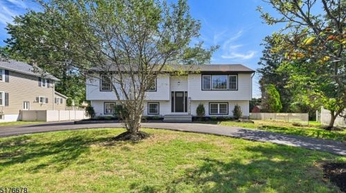 109 Comly Rd, Lincoln Park, NJ 07035-1332