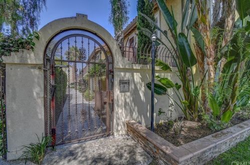 729 Knott Ave, Anaheim, CA 92804-2900