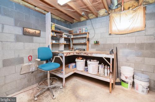 6 Pendleton Dr, Berlin Boro NJ  08009-9672 exterior