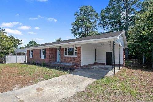 3943 Cumberland Rd, Fayetteville, NC 28306-6708