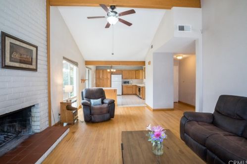 2106 Beacon Ave, Anaheim, CA 92804-4408