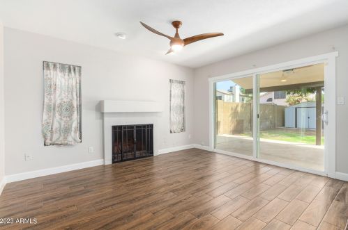 3721 Cielo Grande, Glendale AZ 85310-3512 exterior