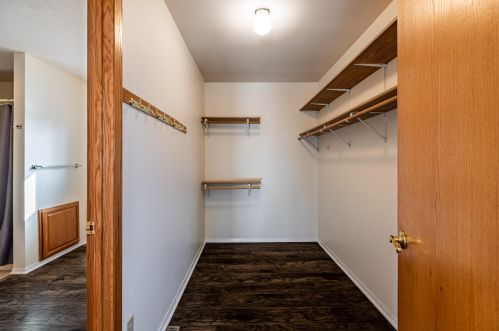 904 Winchester Ln, Holmen WI  54636-8713 exterior