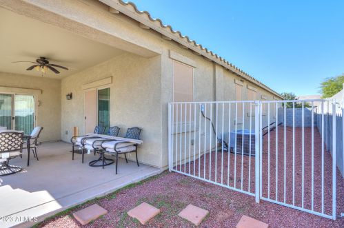 1888 Hubbard Ln, Casa Grande AZ  85122-6742 exterior