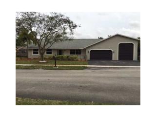 6830 43rd St, Hollywood FL  33021 exterior