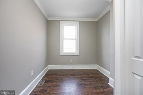 124 Sussex St, Gloucester NJ  08030-1449 exterior