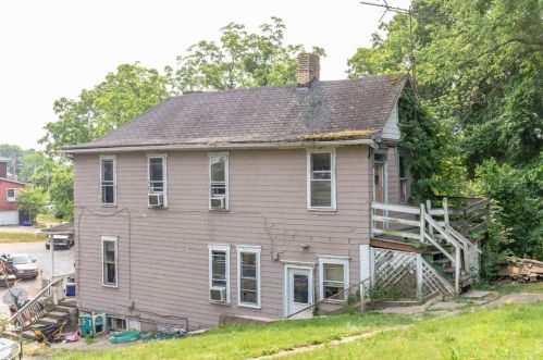 25 Shady Ave, North Charleroi, PA 15022-1237