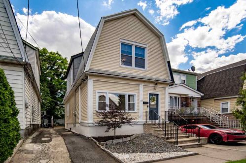 122 49th St, Bayonne NJ  07002-3135 exterior