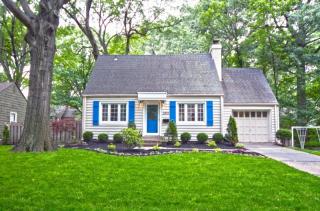 6806 Granada Ln, Shawnee Mission KS  66208-1633 exterior