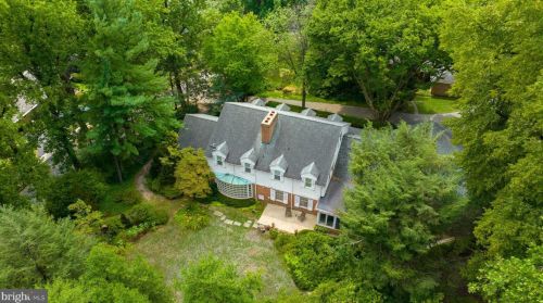 112 Hillside Rd, Harrisburg, PA 17104-1440