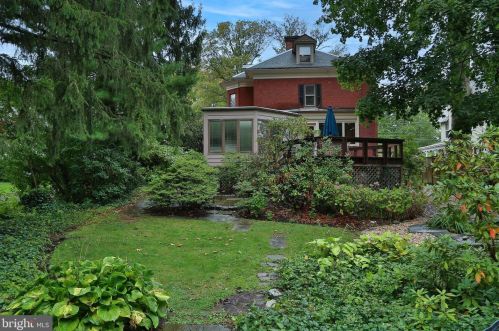 202 Ct St, Gardenville PA  exterior