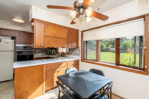 4124 89, Milwaukee WI 53228-2210 exterior