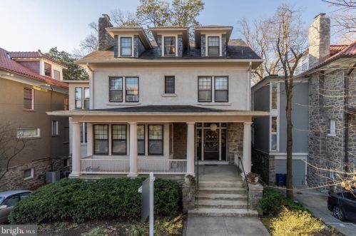2952 Macomb St, Washington, DC 20008-3315