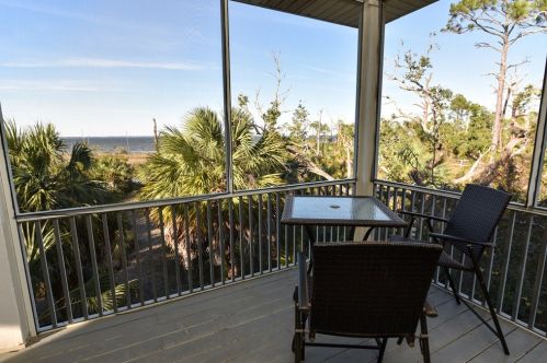 1017 Pne Ave, Saint George Island FL  32328-2416 exterior