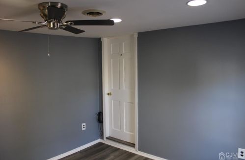 28 Kossman St, East Brunswick NJ  08816-4438 exterior